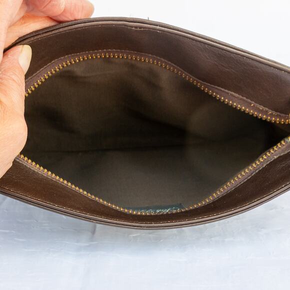 Vintage SAKS FIFTH AVENUE Brown Leather Shoulder Bag Purse Handbag Clutch - Picture 7 of 9